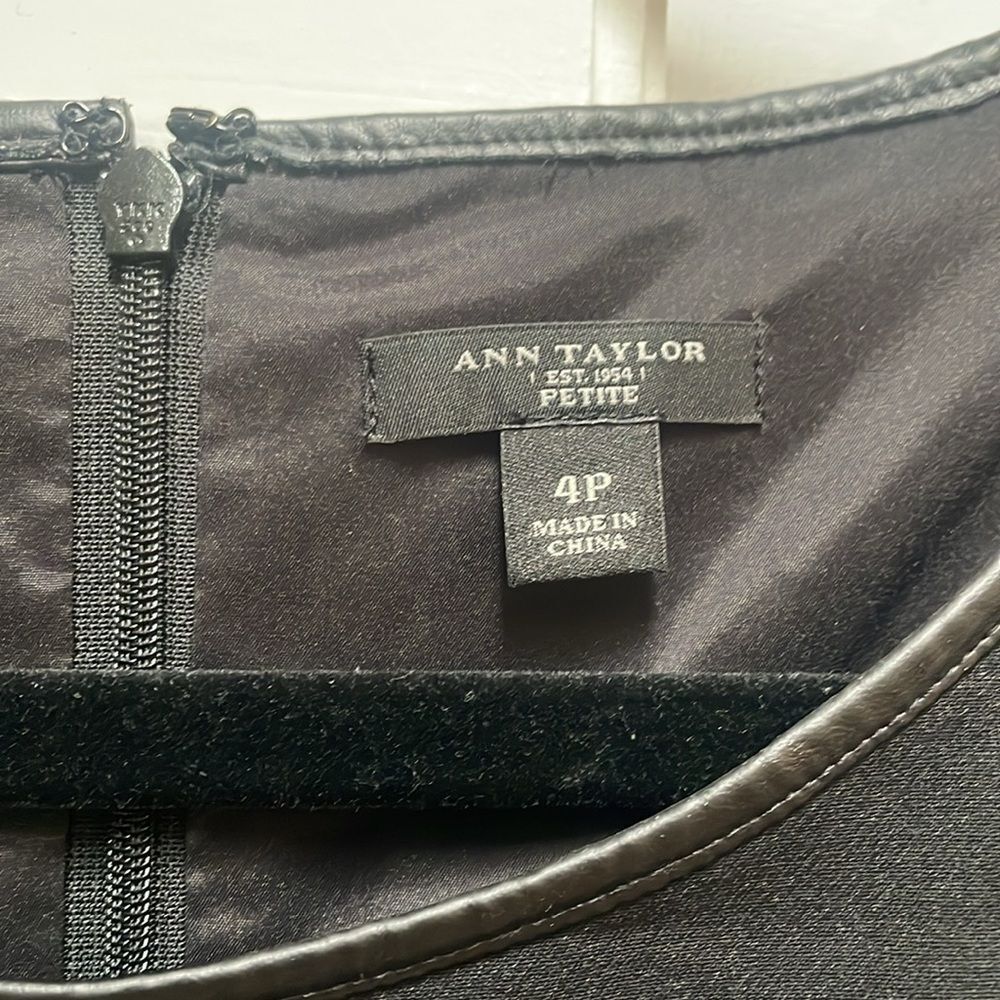 Ann Taylor black dress - Picture 4 of 11